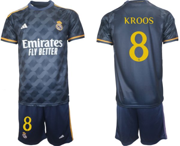 Toni Kroos #8 Real Madrid Voetbalshirts Uit tenue 2023-24 Korte Mouw (+ Korte broeken)