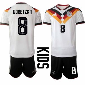 Duitsland 2026 WK Thuistenue Kinderen Leon Goretzka #8 Voetbalshirt + Shorts