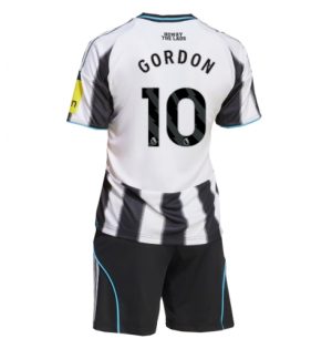 Newcastle United Anthony Gordon #10 Thuis tenue Kinder 2025-26 Korte Mouwen en Broekje Newcastle United Anthony Gordon #10 Thuis tenue Kinder 2025-26 Korte Mouwen en Broekje