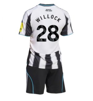Newcastle United Joe Willock #28 Thuis tenue Kinder 2025-26 Korte Mouwen en Broekje Newcastle United Joe Willock #28 Thuis tenue Kinder 2025-26 Korte Mouwen en Broekje