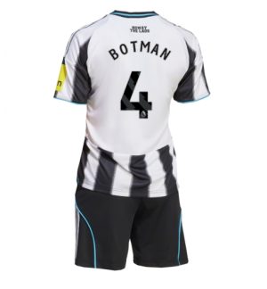 Newcastle United Sven Botman #4 Thuis tenue Kinder 2025-26 Korte Mouwen en Broekje Newcastle United Sven Botman #4 Thuis tenue Kinder 2025-26 Korte Mouwen en Broekje