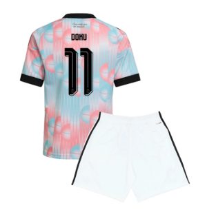 België Jeremy Doku #11 Uit tenue Kids WK 2026 Voetbalshirt + Shorts Set België Jeremy Doku #11 Uit tenue Kids WK 2026 Voetbalshirt + Shorts Set
