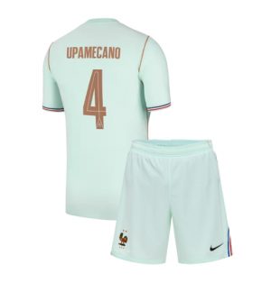 Frankrijk Dayot Upamecano #4 Uit tenue Kids WK 2026 Voetbalshirt + Shorts Set Frankrijk Dayot Upamecano #4 Uit tenue Kids WK 2026 Voetbalshirt + Shorts Set